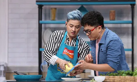 Lần đầu vào bếp, Thanh Duy hết năn nỉ kiên nhẫn, lại bắt tay Khả Như quậy `tới bến`
